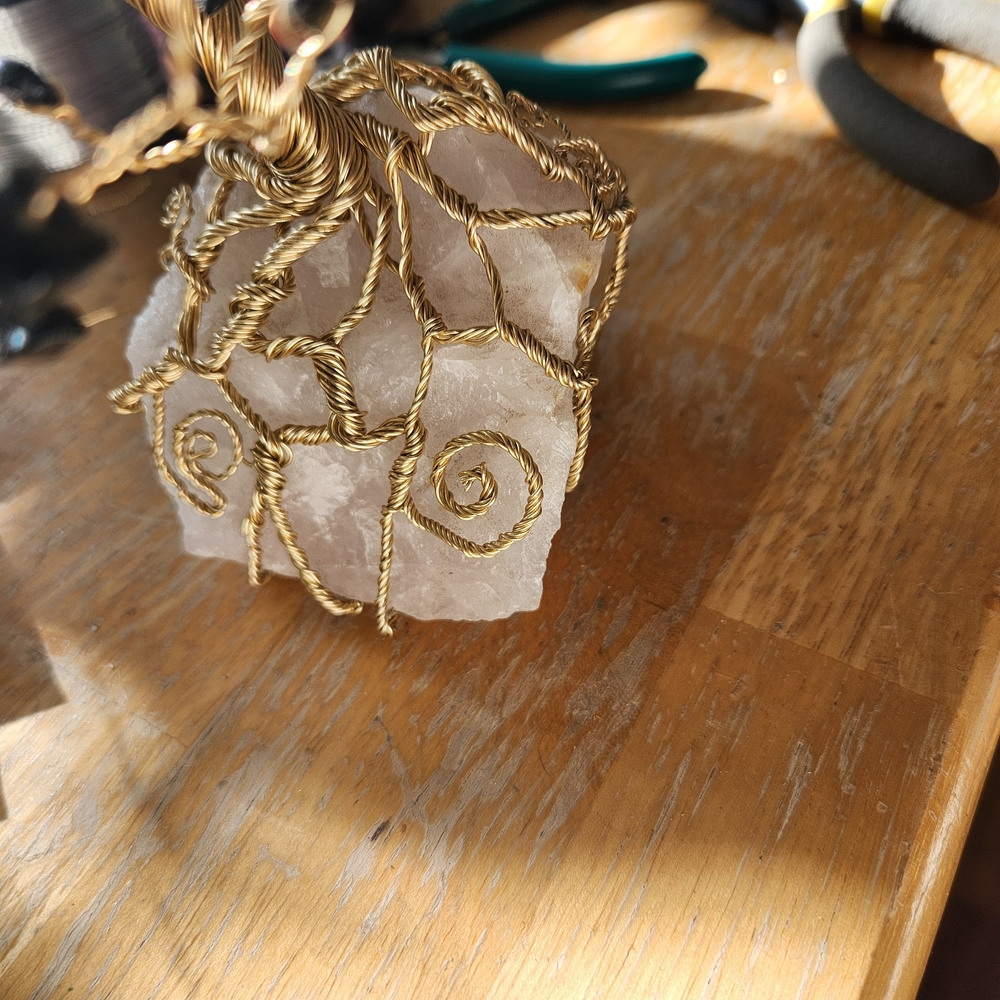 Gold Wire Gemstone Tree Sculpture - Picture 5 of 8